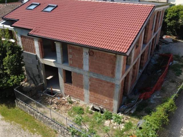 Appartamento in vendita a San Felice Extra, Brenzone