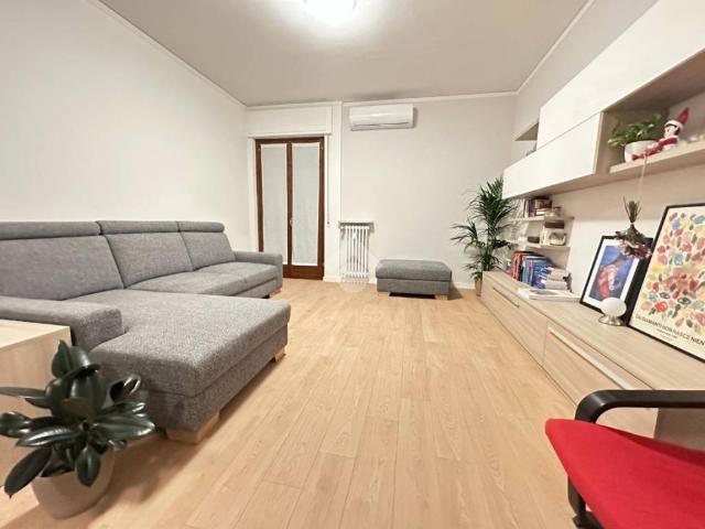 Appartamento in vendita a Quinzano, Brenzone
