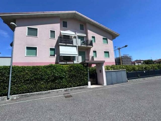 Appartamento in vendita a San Felice Extra, Brenzone