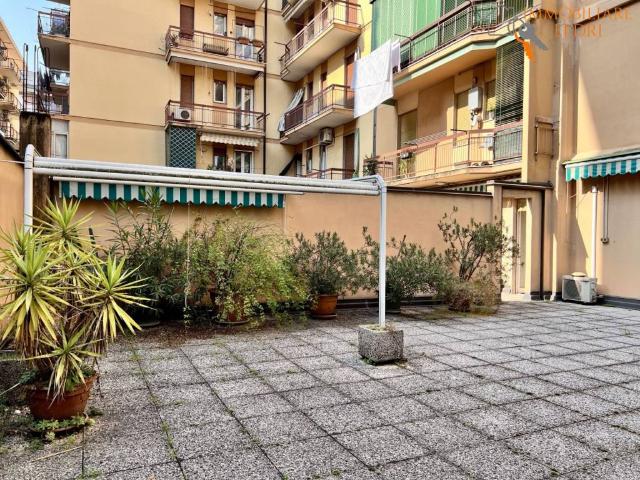 Appartamento in vendita a San Felice Extra, Brenzone