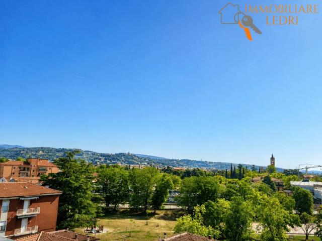 Appartamento in vendita a Ovest, Brenzone