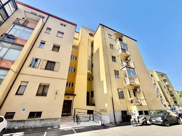 Appartamento in vendita a Centro storico, Brenzone