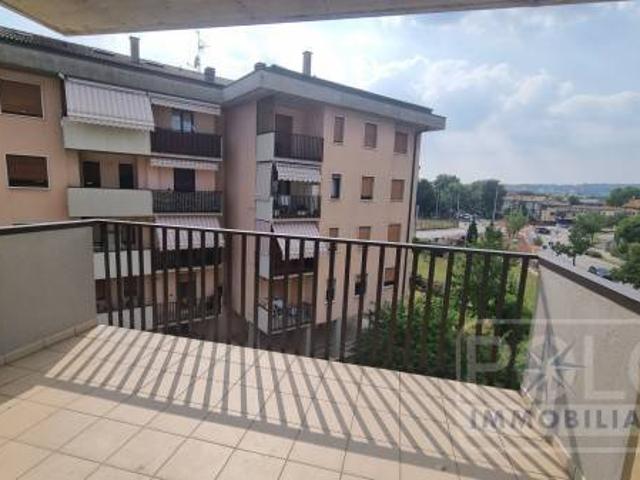 Appartamento in vendita a Sud-Est, Brenzone