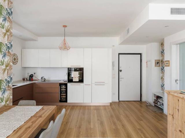 Appartamento in vendita a Ovest, Brenzone