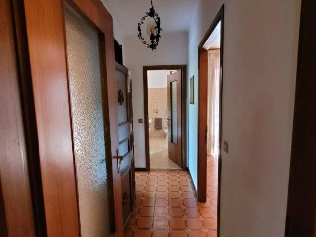 Appartamento in vendita a Sud-Est, Brenzone