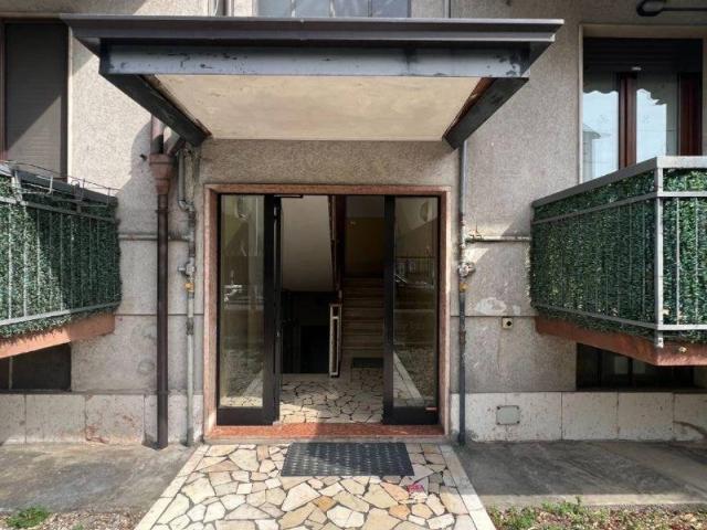 Appartamento in vendita a Est, Brenzone