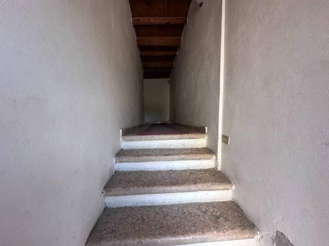 Appartamento in vendita a Nord-Est, Brenzone