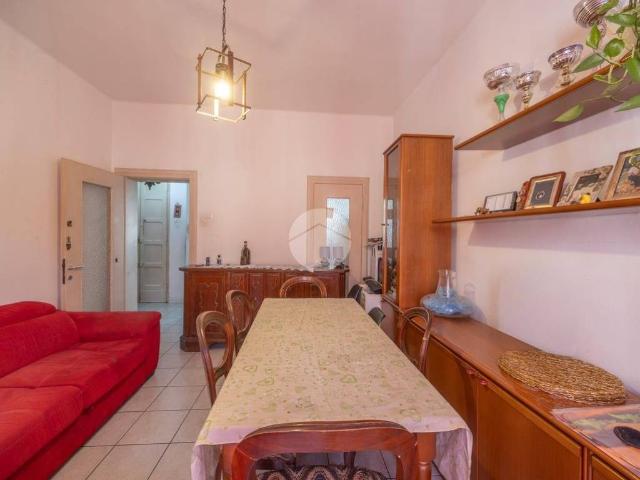 Appartamento in vendita a Sud-Est, Brenzone