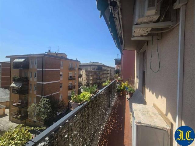 Appartamento in vendita a Quinzano, Brenzone