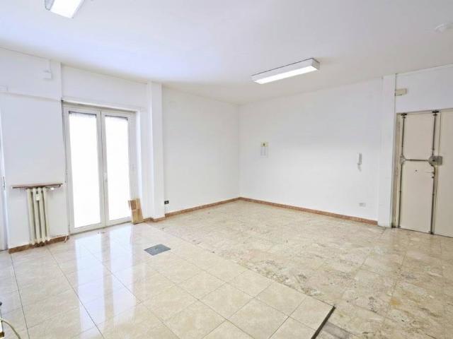 Appartamento in vendita a Centro storico, Brenzone