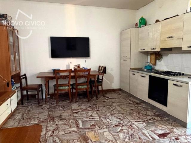 Appartamento in vendita a Sud-Est, Brenzone