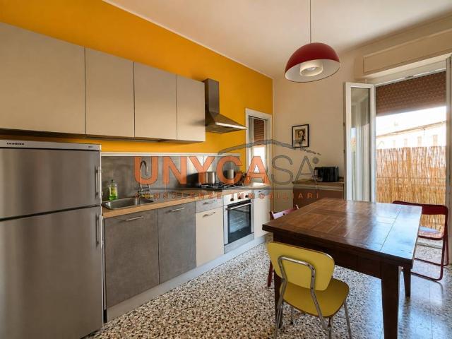 Appartamento in vendita a Sud-Est, Brenzone