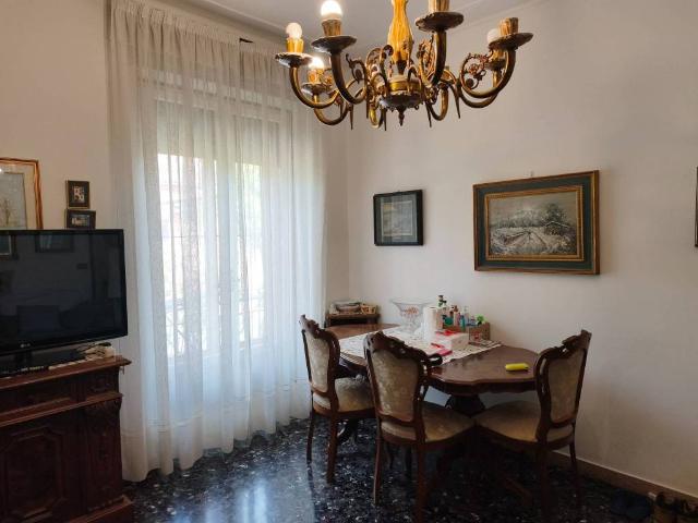 Appartamento in vendita a Est, Brenzone