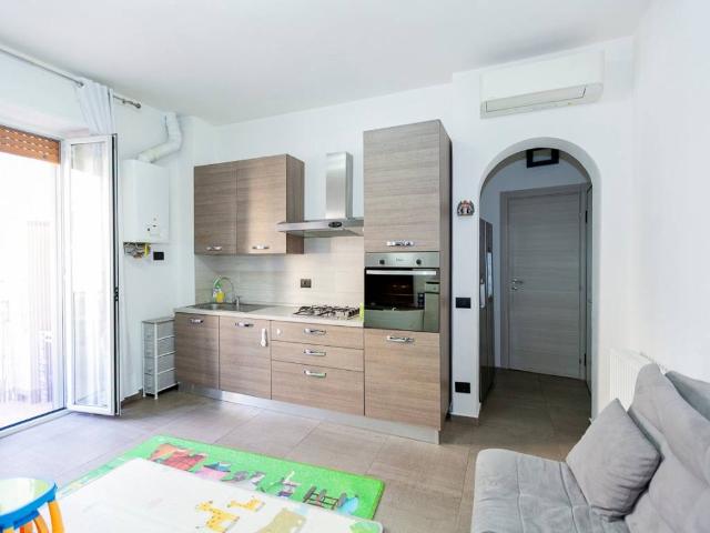Appartamento in vendita a Ovest, Brenzone