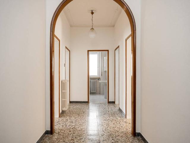 Appartamento in vendita a Est, Brenzone