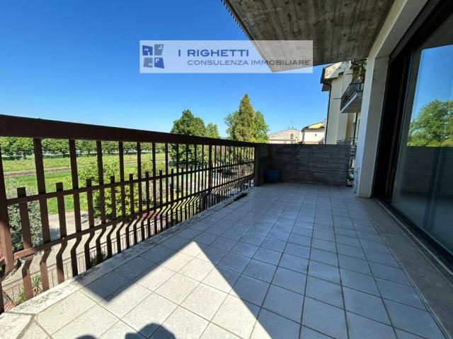 Appartamento in vendita a Ovest, Brenzone