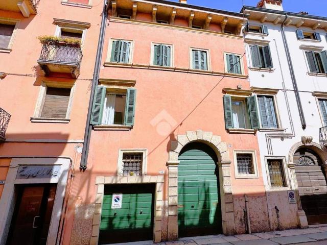 Appartamento in vendita a Centro storico, Brenzone