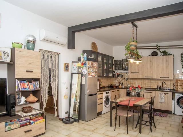 Appartamento in vendita a Sud-Est, Brenzone