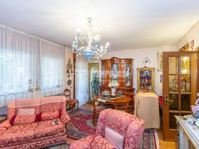 Appartamento in vendita a Ovest, Brenzone