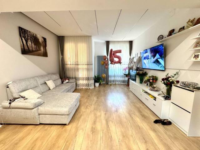 Appartamento in vendita a Sud-Ovest, Brenzone