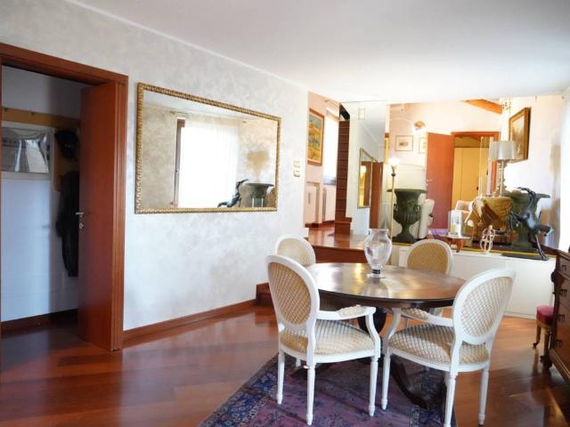 Appartamento in vendita a Centro storico, Brenzone