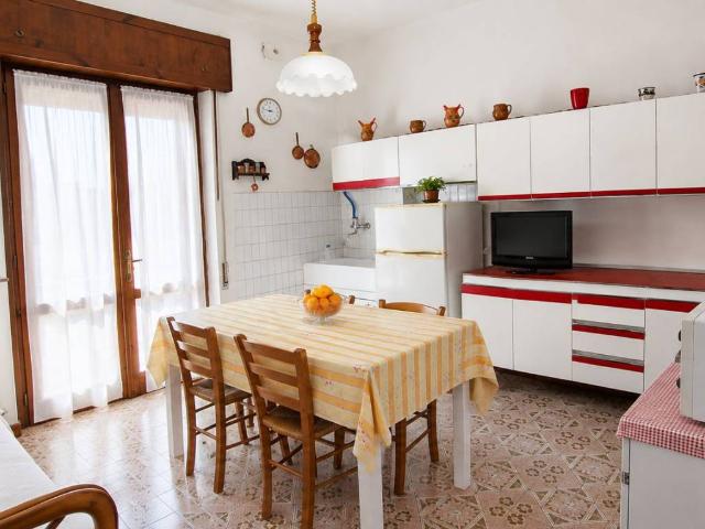 Appartamento in vendita a Sud-Est, Brenzone