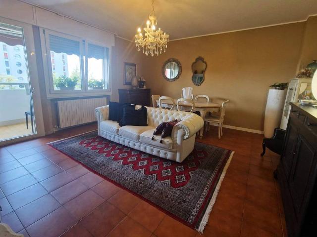 Appartamento in vendita a Ovest, Brenzone