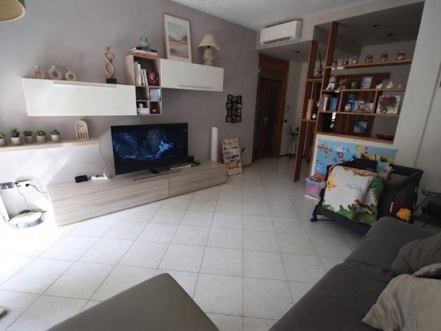 Appartamento in vendita a Ovest, Brenzone
