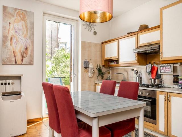 Appartamento in vendita a Est, Brenzone
