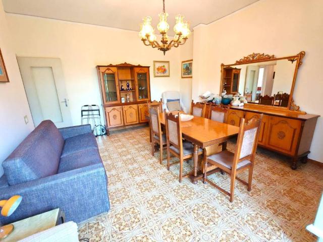 Appartamento in vendita a Sud-Ovest, Brenzone