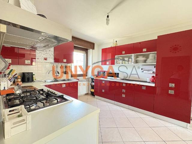Appartamento in vendita a Sud-Est, Brenzone