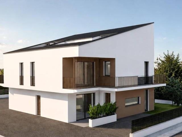 Villa Indipendente in vendita a Ovest, Brenzone