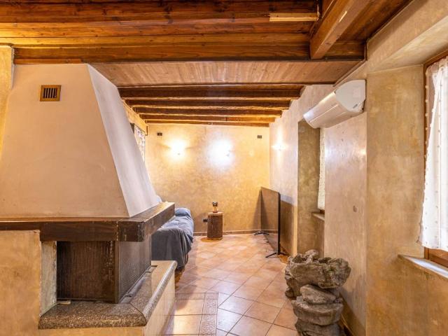 Appartamento in vendita a Centro storico, Brenzone