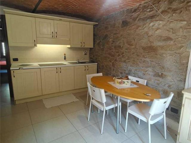 Appartamento in vendita a Torille, Verres