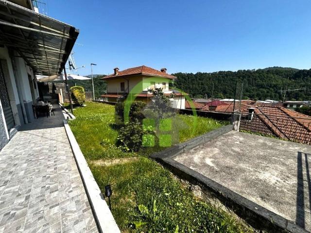 Appartamento in vendita a Vertova, Lombardia