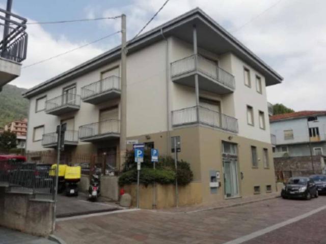 Appartamento in vendita a Semonte, Vertova