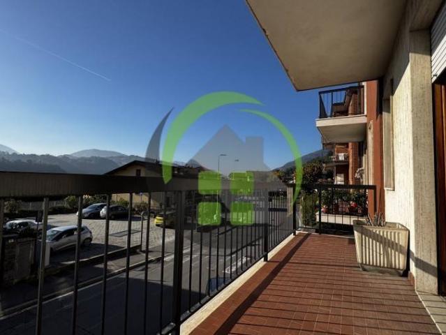 Appartamento in vendita a Semonte, Vertova