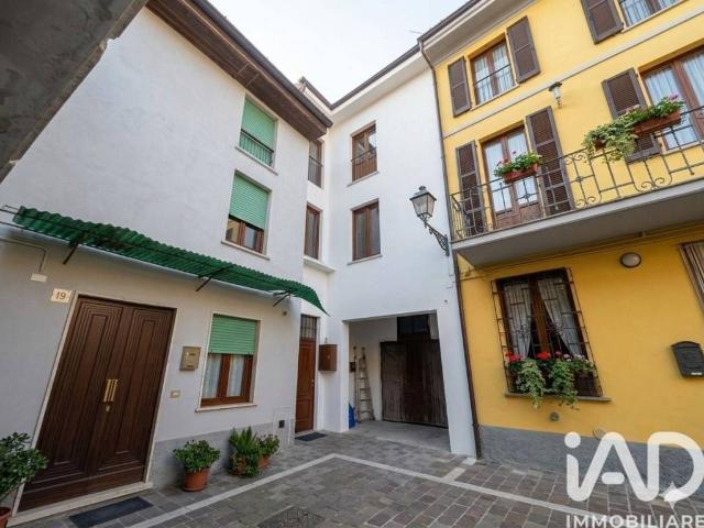 Appartamento in vendita a Vescovato, Lombardia
