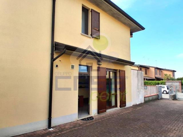 Appartamento in vendita a Vescovato, Lombardia
