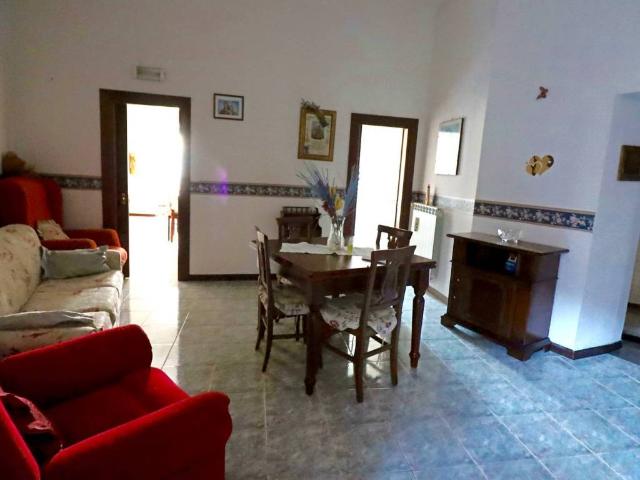 Appartamento in vendita a Madonna del Ponte, Vetralla