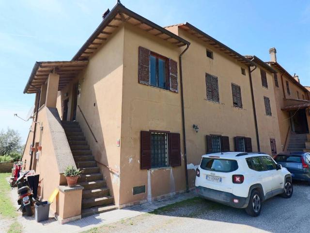 Appartamento in vendita a Tre Croci, Vetralla
