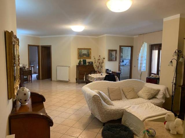 Appartamento in vendita a Vetralla, Lazio