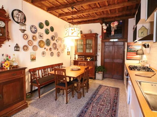 Appartamento in vendita a Madonna del Ponte, Vetralla