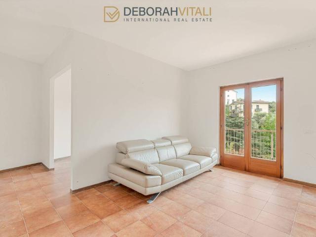 Appartamento in vendita a Valeriano, Vezzano Ligure