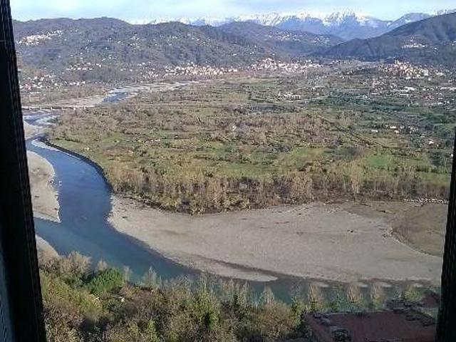 Appartamento in vendita a Vezzano Inferiore, Vezzano Ligure