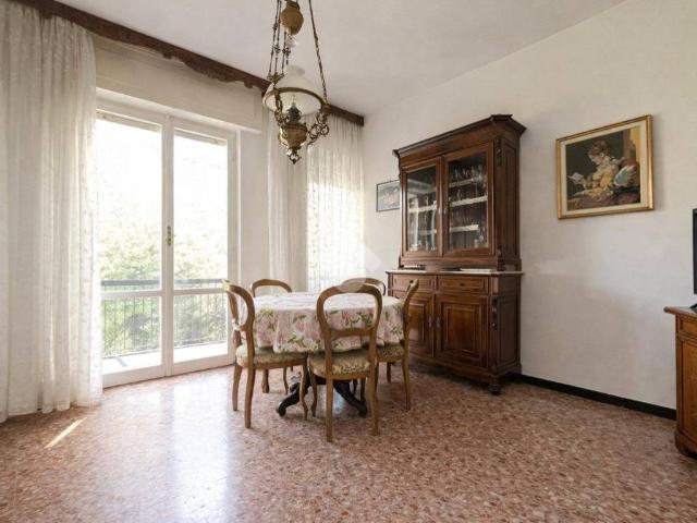 Appartamento in vendita a Vezzano Ligure, Liguria