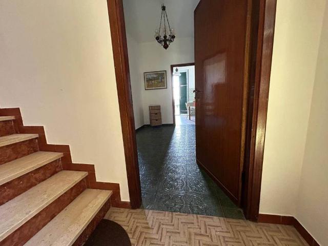 Appartamento in vendita a Vezzano Superiore, Vezzano Ligure