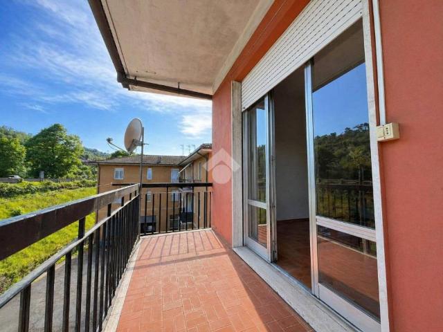 Appartamento in vendita a Vezzano Ligure, Liguria