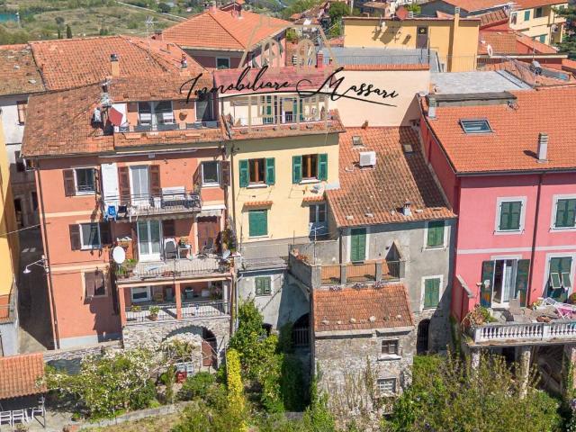 Appartamento in vendita a Prati di Vezzano, Vezzano Ligure