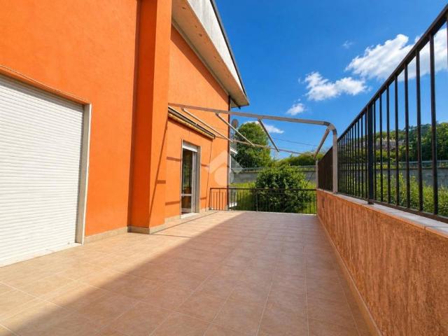 Appartamento in vendita a Vezzano Ligure, Liguria